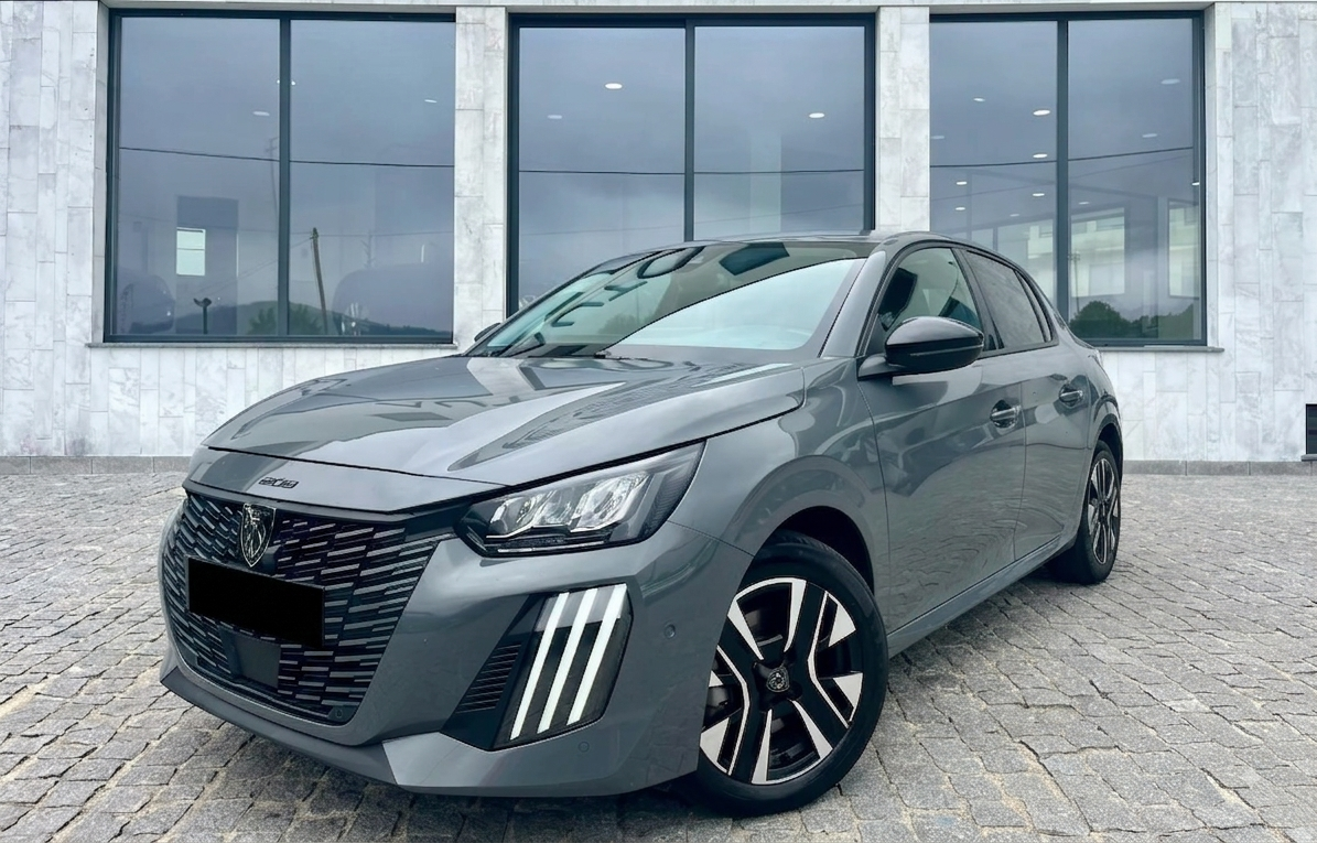 PEUGEOT 208 HYBRID ALLURE